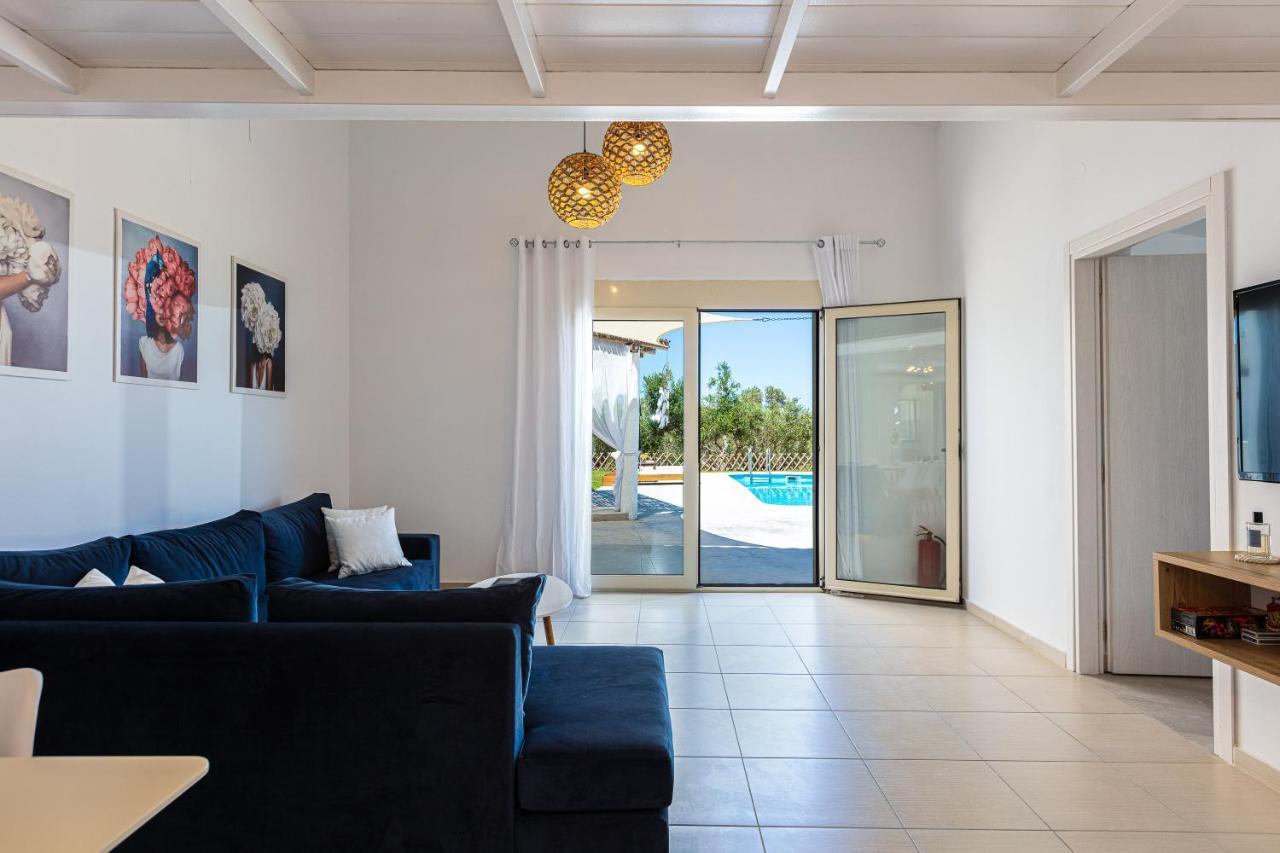 Gramvella Resort 阿德里安诺斯·坎波斯 外观 照片
